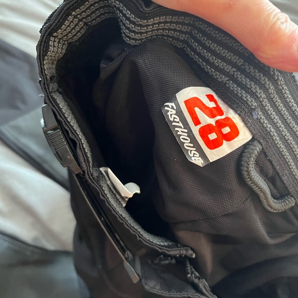 Fast House dirt bike pants youth 28 very good condition. No wear! - Picture 3 of 7